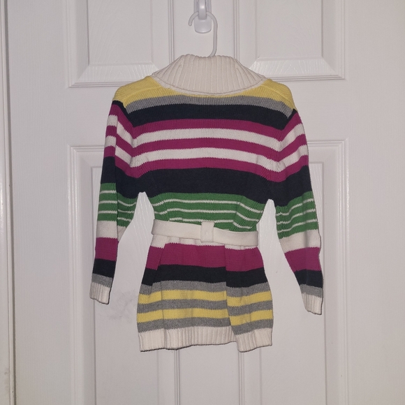 Girls Gymboree sweater. - Picture 2 of 3